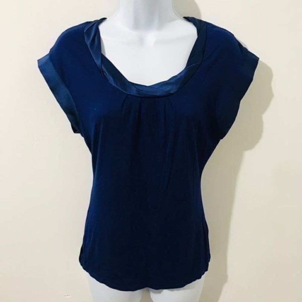 The limited blue blouse size S. 0690